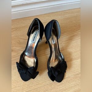 Steve Madden Black Heels with Bow Accent